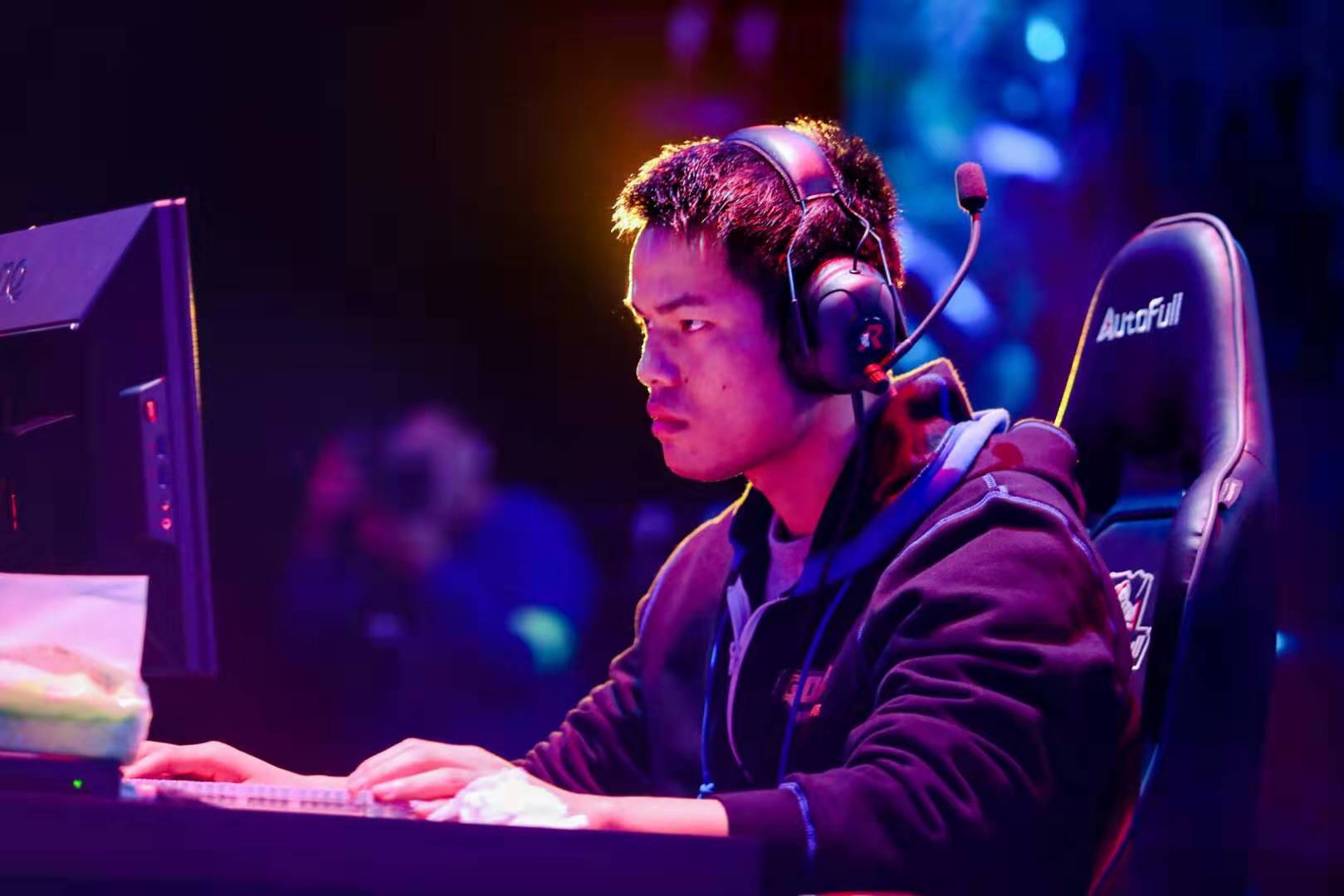 是一段用奋 是一段用奋