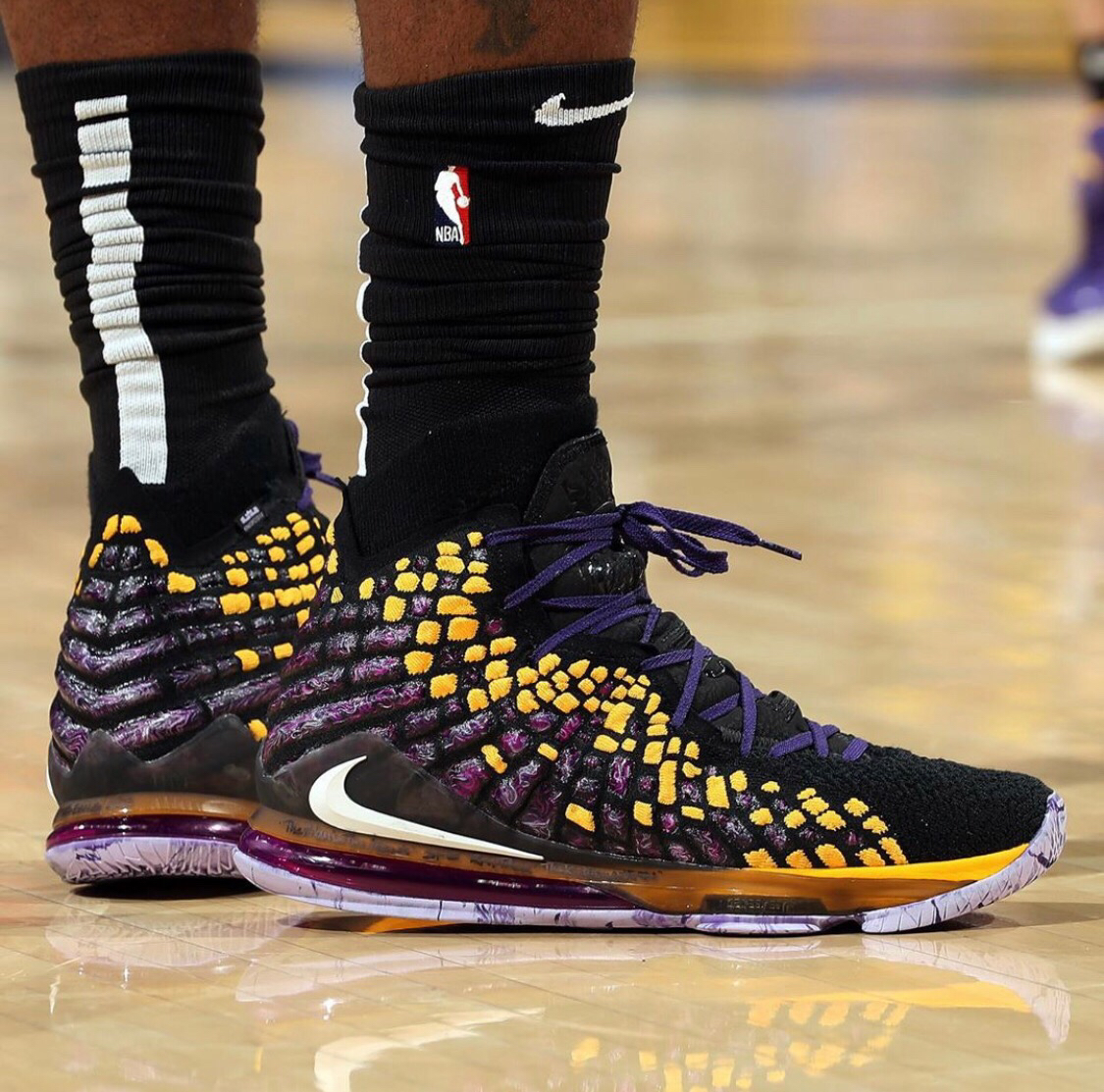 跳被珍藏进 跳被珍藏进